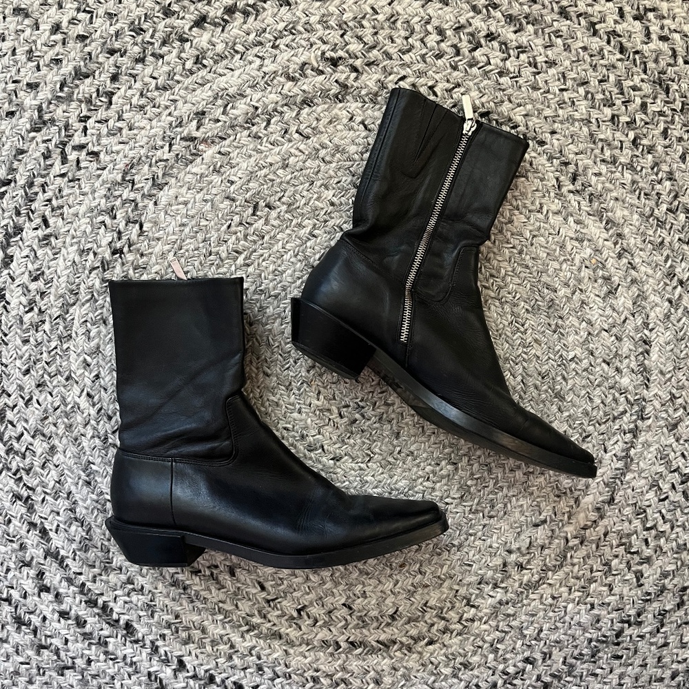 Zara genuine leather black boots
